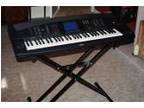 Yamaha PSR4000 keyboard with stand in excellent condition